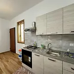 Casa Sole Eventi, Wi-fi, Fronte Mare Con Piscina Hébergement de vacances *