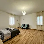 Hébergement de vacances Casa Sole Eventi, Wi-fi, Fronte Mare Con Piscina *