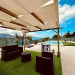 Hébergement de vacances Casa Sole Eventi, Wi-fi, Fronte Mare Con Piscina