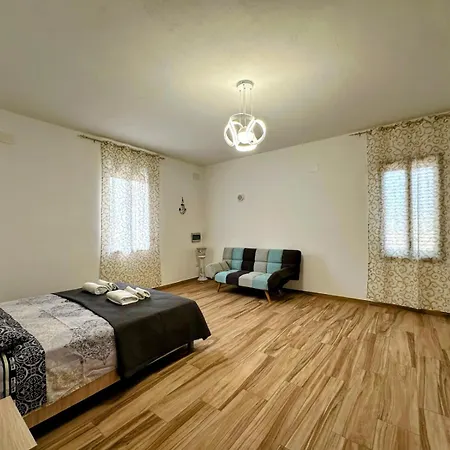 度假居 Casa Sole Eventi, Wi-fi, Fronte Mare Con Piscina *