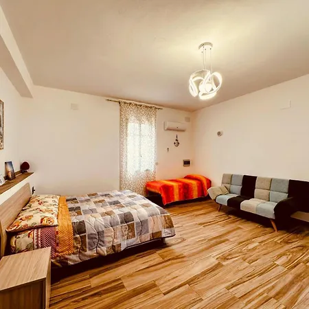 Casa Sole Eventi, Wi-fi, Fronte Mare Con Piscina *