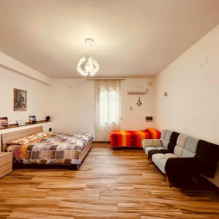 Casa Sole Eventi, Wi-fi, Fronte Mare Con Piscina 度假居