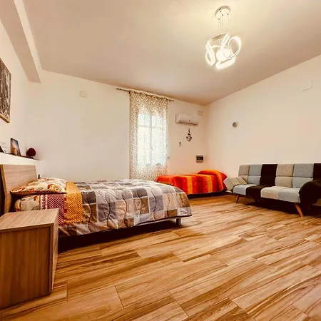 度假居 Casa Sole Eventi, Wi-fi, Fronte Mare Con Piscina