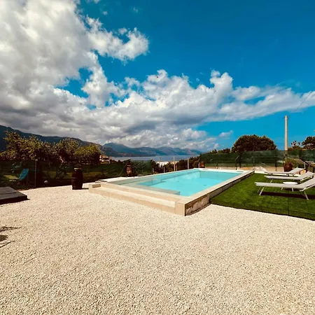 Casa Sole Eventi, Wi-fi, Fronte Mare Con Piscina *